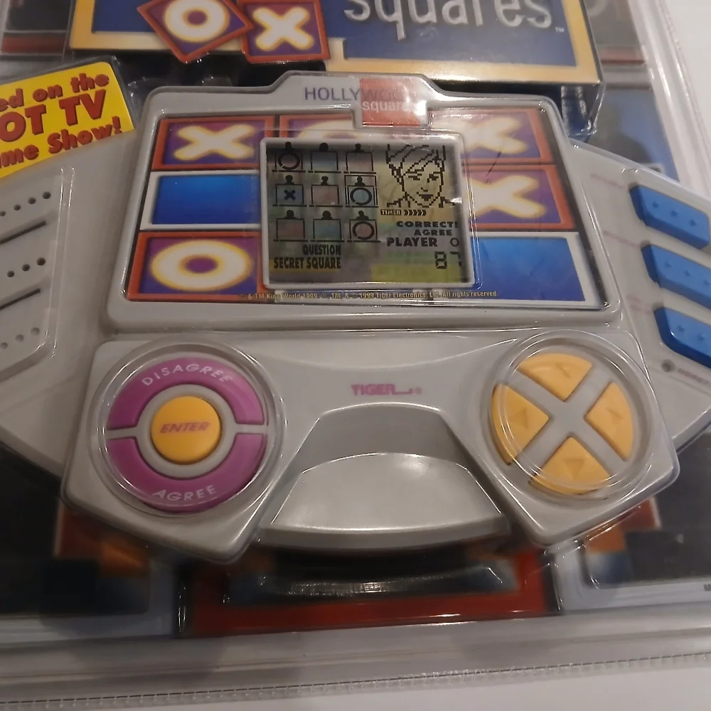 The Tiger Electronics Hollywood Squares Handheld Electronic Game